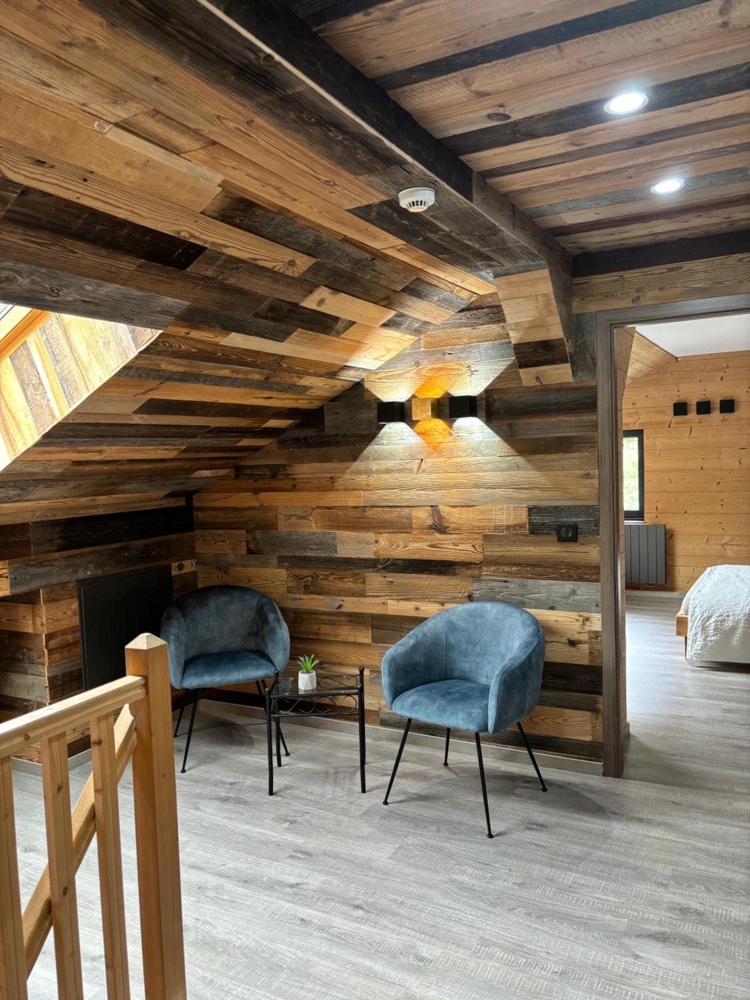 La Ferme De Rochesson, Jacuzzis & Piscine Commune מראה חיצוני תמונה